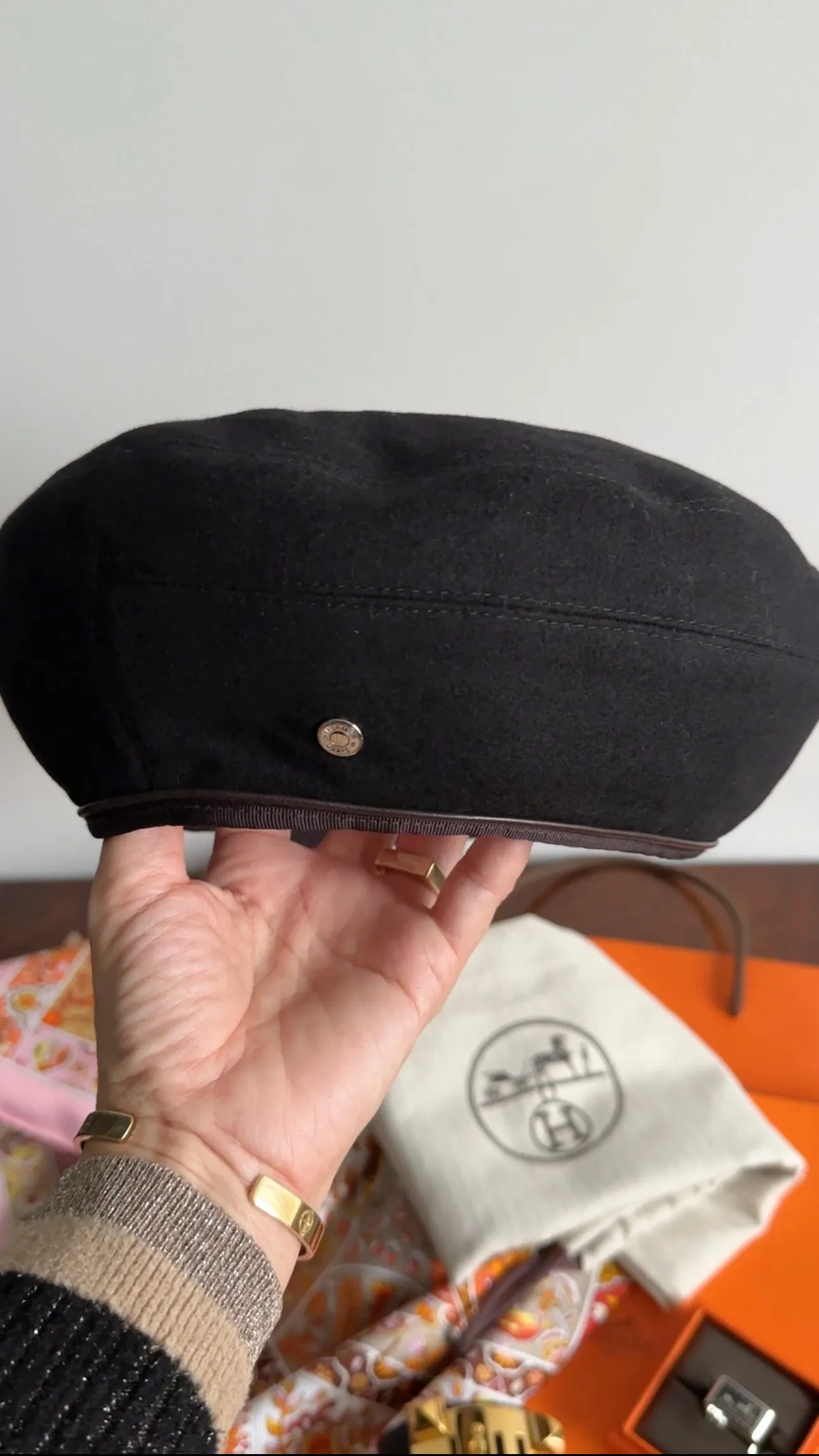 Hermes Black Felt Saint Honore Beret Hat - 59