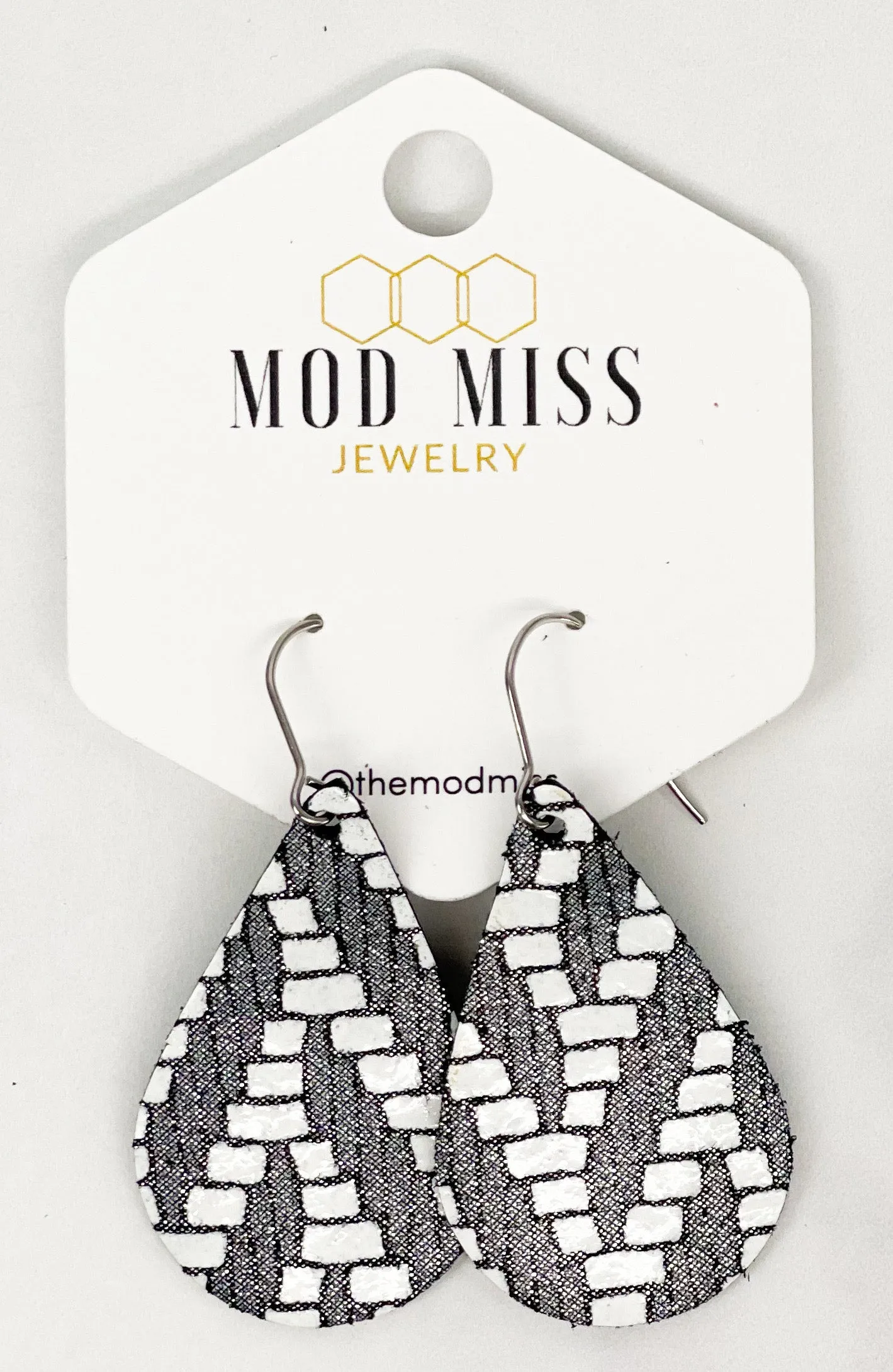 Leather Teardrop Earring Chevron Black & White