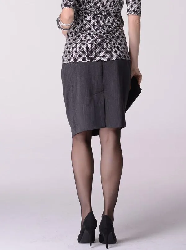 Maternity Skirt in Classic Straight Cut - Dark Charcoal