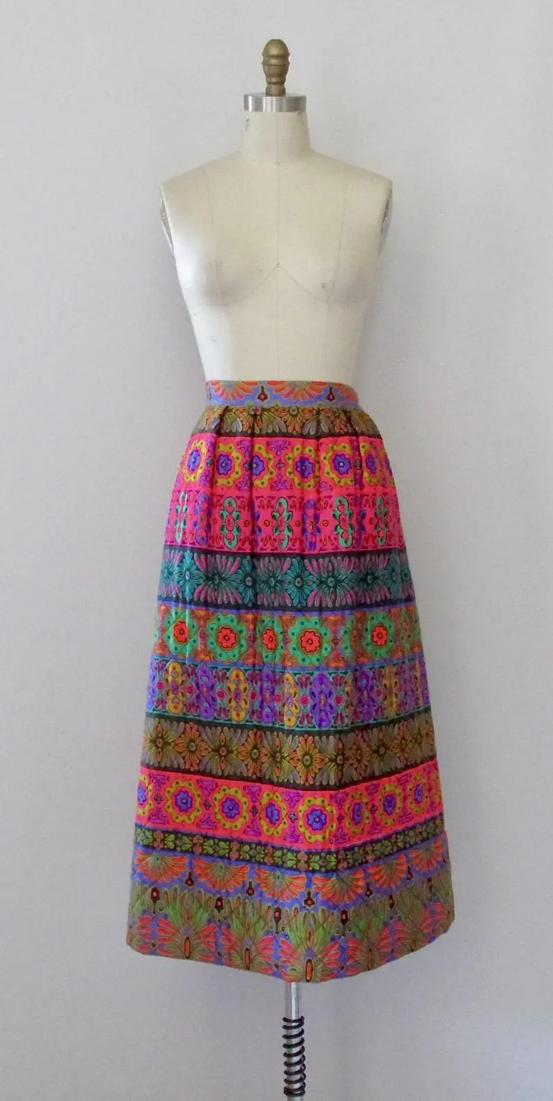 PSYCHEDELIC CHIC 1960s Quilted Acid Floral Print Midi Skirt, Sz Small