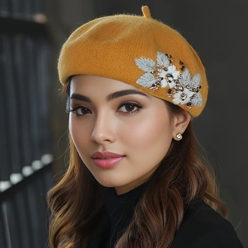 Stylish Wool Beret Hat - Embroidered, Packable, Elastic, and Classic Design for Urban Women - Elegant Painter Cap