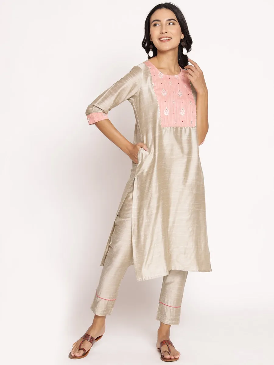 Women Beige Solid Straight Kurta